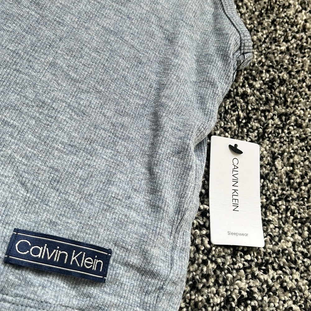 NWT Calvin Klein Pure Ribbed Tank in Grey - Picture 3 of 5